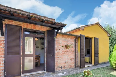 Zentrales Ferienhaus mit Pool