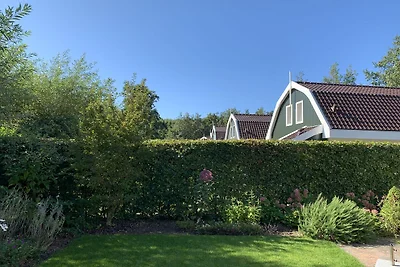 Luxuriöses Ferienhaus mit Whirlpool
