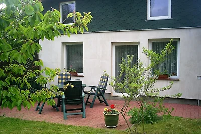 Ferienhaus mit eigener Terrasse in Russow