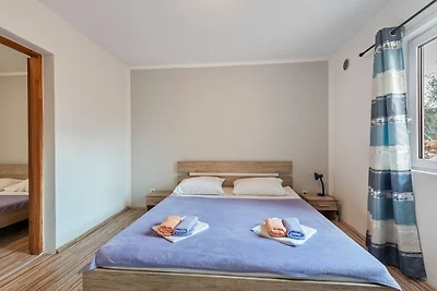 Appartamento a Vir vicino alla spiaggia del...
