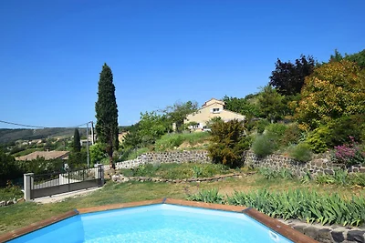 Casa vacanze tranquilla con piscina