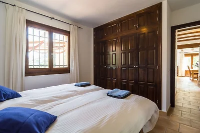 Villa a Murla con piscina privata