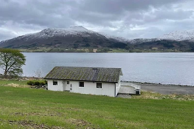 5 Personen Ferienhaus in averøy