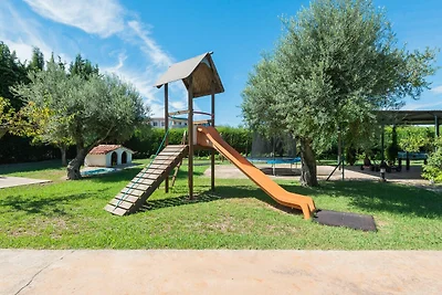 Belvilla by OYO Bungalow Park Colibrא