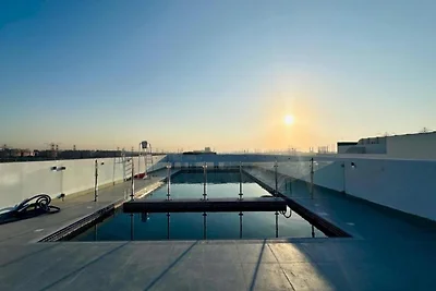 Studio lumineux avec vue sur le lac