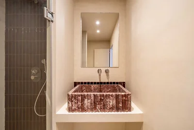 Gemütliches Studio mit Parkplatz/Balkon – 4P ...