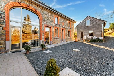 Schönes Ferienhaus mit Sauna und Whirlwanne