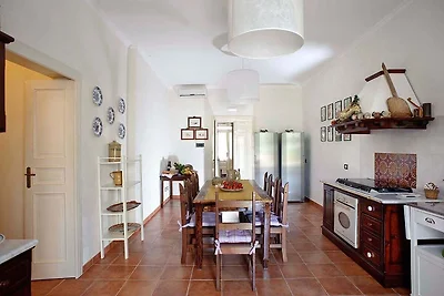 Moderna villa a Campanella-gianforma con pisc...