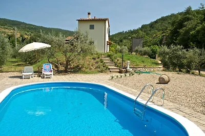 Angenehme Villa in Cortona mit privatem Pool