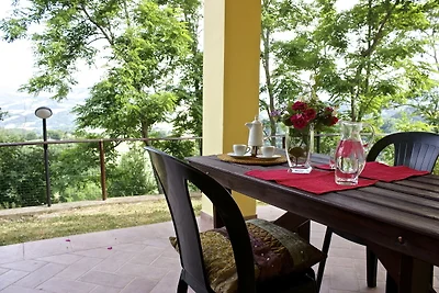 Appartement in Casalfiumanese met Terras