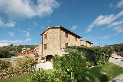 Splendida villa a Monte del Lago con vista su...