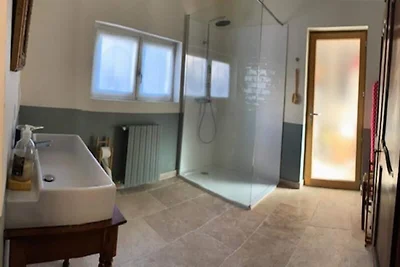 Steinhaus in der Nähe des Stadtzentrums