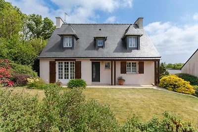 Vakantiehuis met veranda in St. Renan
