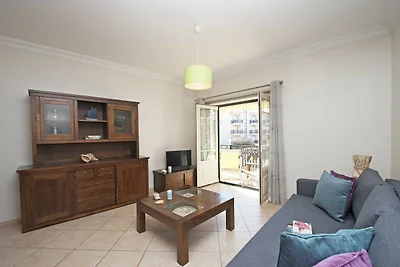 Wohnung mit 2 Zimmern und Balkon