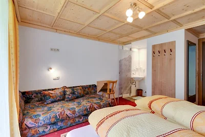 Gerהumige Wohnung in Kappl