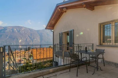 Wohnung in Bellagio mit Balkon