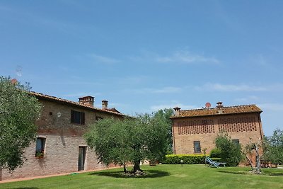 Schönes Bauernhaus in Castelfiorentino mit...