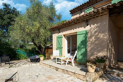 Spaziosa villa con giardino vicino a Grasse!