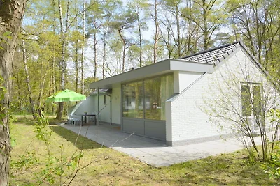 Ferienwohnung in Limburg, in dichtem Wald