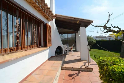 Ferienhaus in Estartit mit Garten