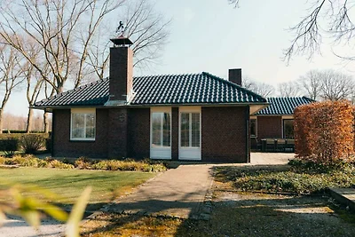 Großzügige Villa mit Sauna in der Nähe der...
