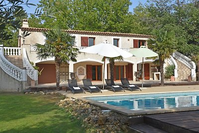 Traumhafte Villa in Saint-Paul-en-Forêt mit...