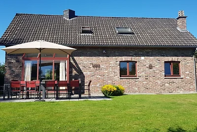 Ferienhaus in Sourbrodt mit Garten