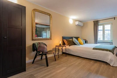Wohnung in Torino mit Terrasse
