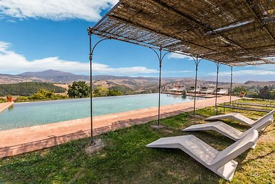 Spacious Holiday Home in Celle Sul Rigo with...