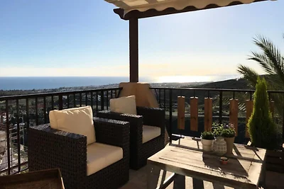 Wohnung bei Benahavis mit Meerblick