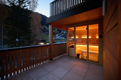 Moderne Suite mit Wintergarten