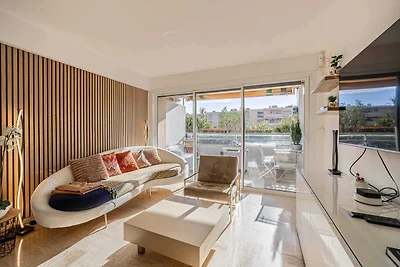 Charmante Wohnung am Boulevard Alexandre III