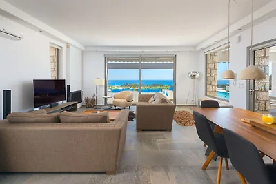 Wunderschצne neue Luxusvilla auf Rhodos