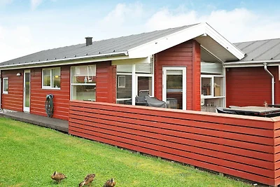 6 Personen Ferienhaus in Tranekær