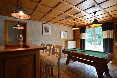 Ruim chalet in Ovifat-Waimes met sauna