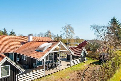 Homely Holiday Home in Juelsminde with Sauna