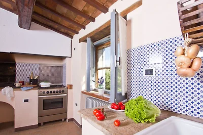 Hübsches Ferienhaus in Acqualagna mit...