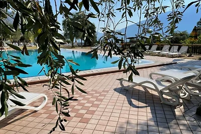 Lac Azzurro.  IT017189C2FL6ADCC3
