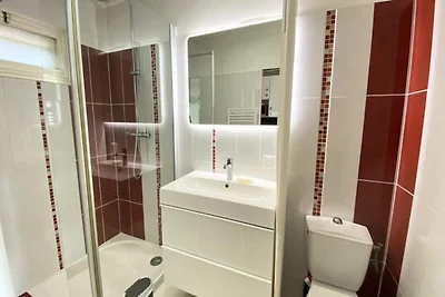 Mooie studio met uitzicht op zee