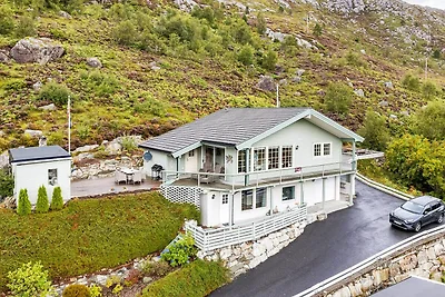 10 Personen Ferienhaus in Kalvåg-By Traum