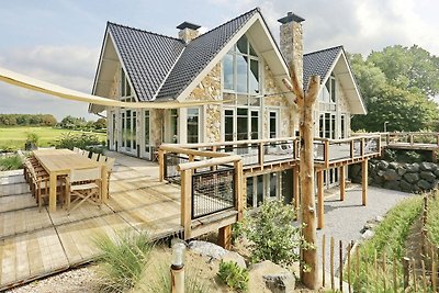 Ferienhaus mit privatem Pool in Noordwijk