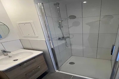 Comfort appt in a premium residence-...