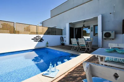 Moderno appartamento con piscina a Cala Pi