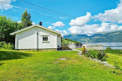 4 Personen Ferienhaus in Utvik