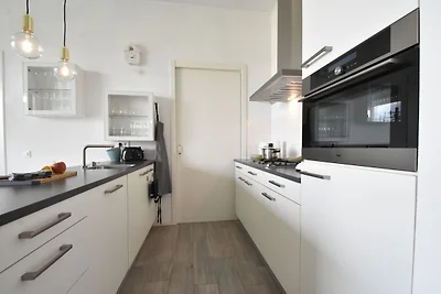 Moderne Villa mit Garten in Harderwijk