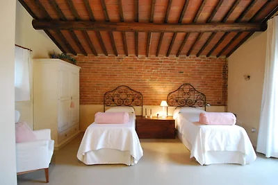 Caratteristico cottage con piscina privata