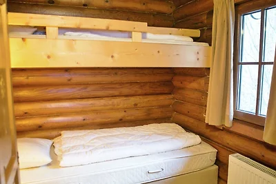 Grazioso chalet con giardino privato a Wörgl