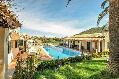 Villa in Alcudia mit Swimmingpool