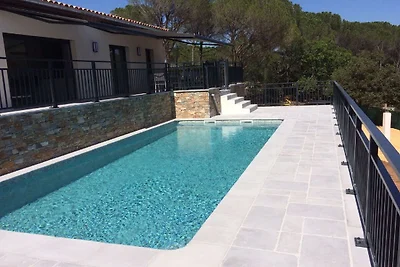 Moderna villa con piscina privata a Vidauban