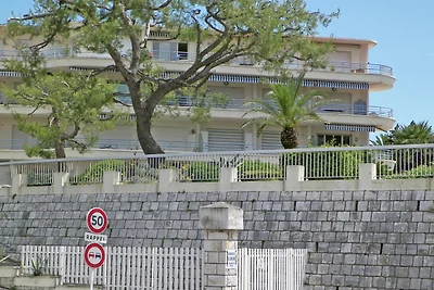 Modernes Appartement in Antibes mit eigener...